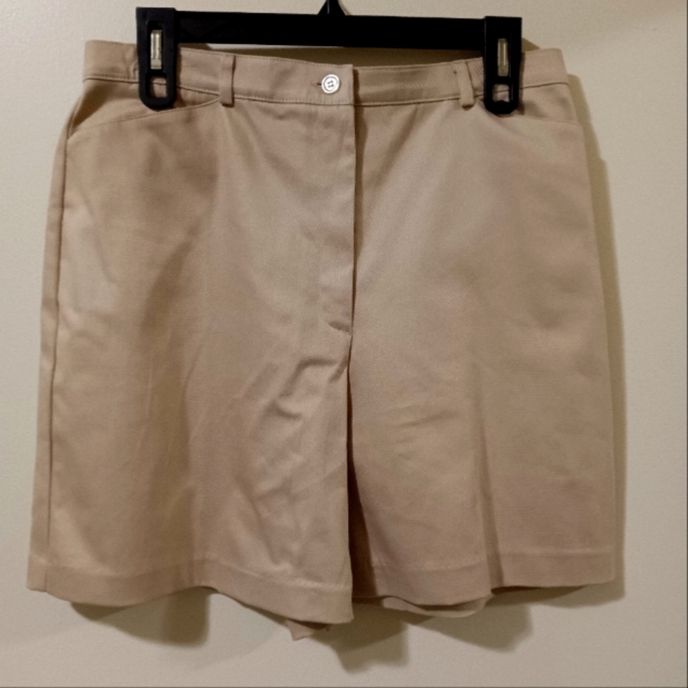 NWT Tribella Classic Tan Women's Shorts